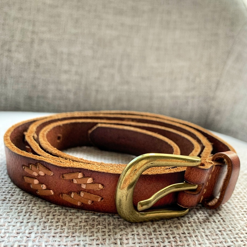 Anthro Línea Pelle boho Leather belt with details